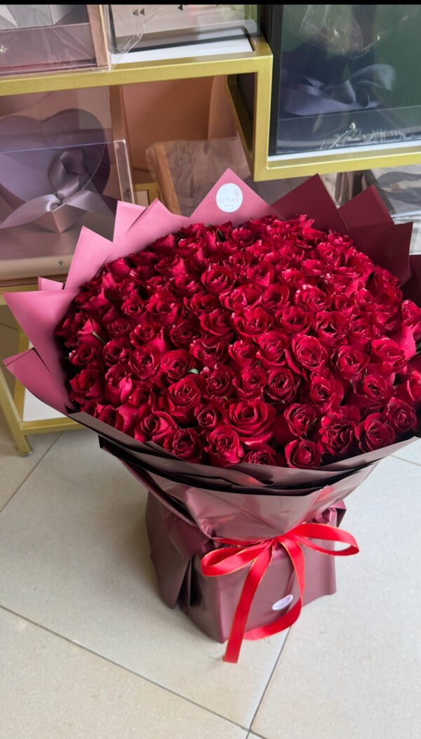 Éternel romance (100Roses)