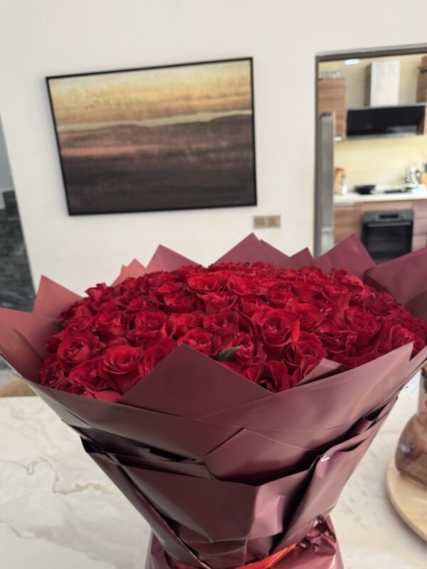 Éternel romance (100Roses)